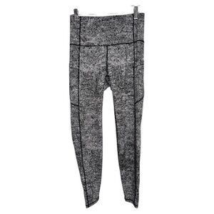 High Waisted Gray/Black Marled Seam Detail Leggings w/ Pockets (Size M)